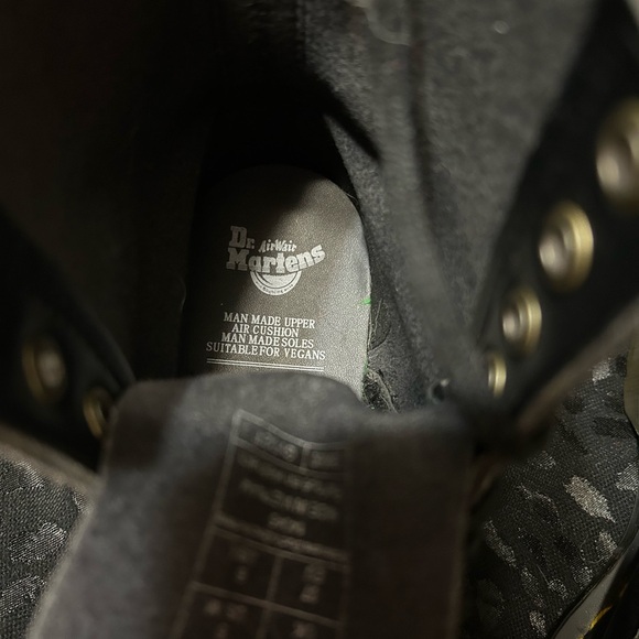 vegan leather dr martens - Picture 3 of 5